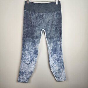 Lululemon Ebb To Train Tight Leggings sz 12 Luna Blue  White Wash Cropped Leggin